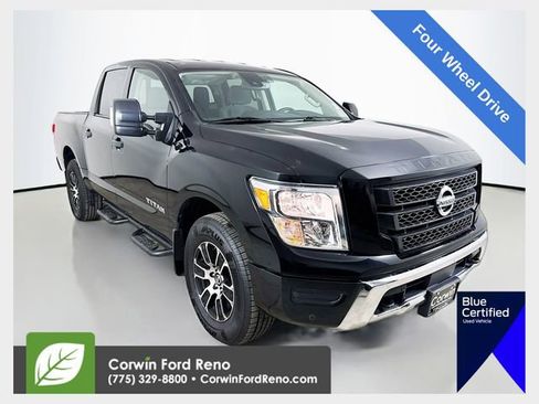 Used 2022 Nissan Titan SV w/ SV Convenience Package image 1