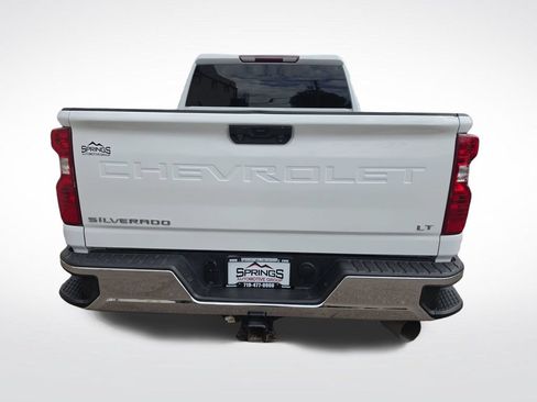 Used 2023 Chevrolet Silverado 2500 LT w/ Convenience Package AWD/4WD image 4