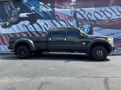 Used 2013 Ford F450 Platinum image 1