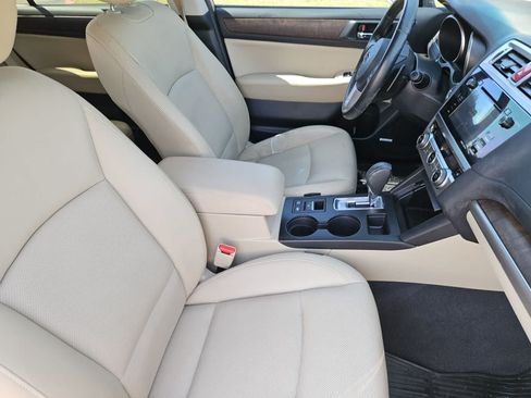 Used 2015 Subaru Outback 2.5i Limited AWD/4WD image 12