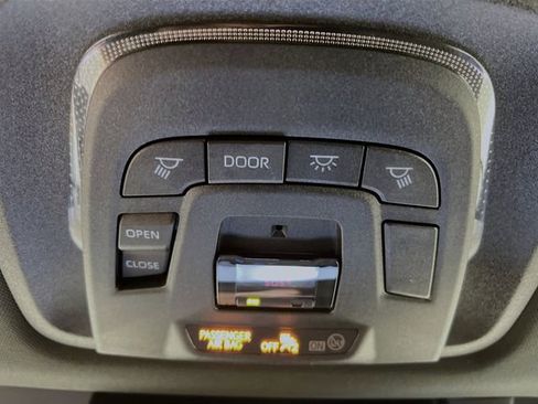 New 2025 Toyota bZ4X FWD image 18