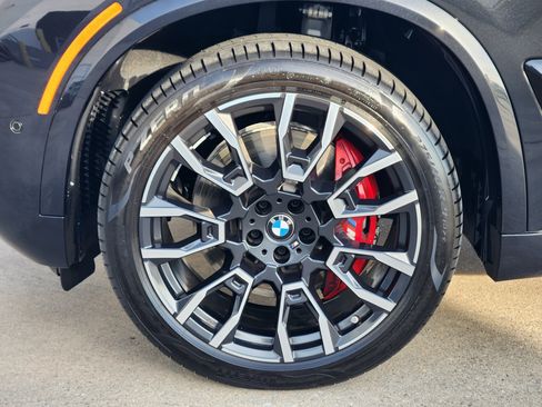 Used 2026 BMW X5 xDrive40i w/ M Sport Package AWD/4WD image 9