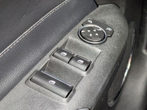 Used 2020 Ford Mustang Premium image 27