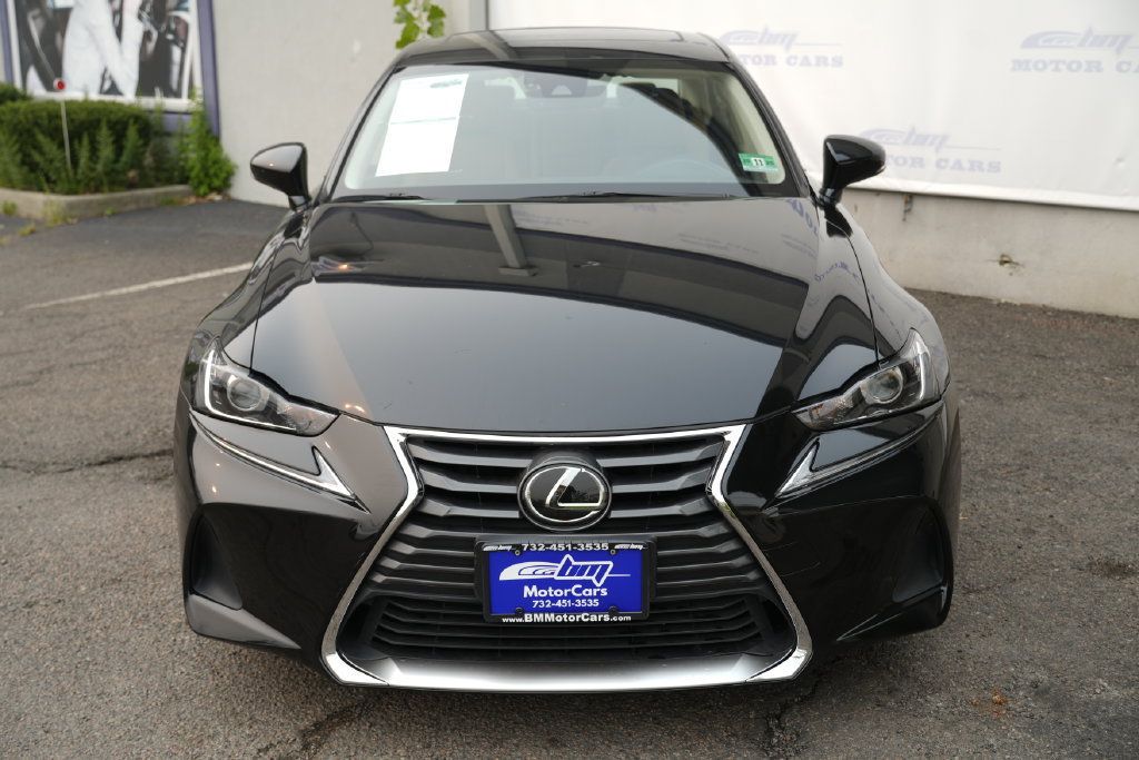 Used 2018 Lexus IS 300 AWD w/ Comfort Package image 5