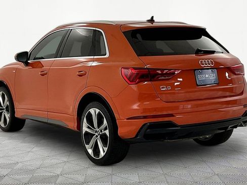 Used 2019 Audi Q3 2.0T Premium Plus w/ Premium Plus Package AWD/4WD image 4
