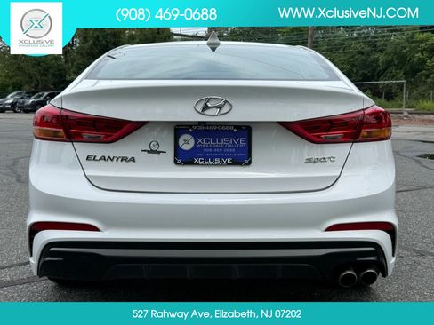 Used 2018 Hyundai Elantra Sport FWD image 3