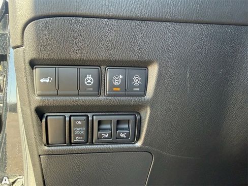 Used 2021 INFINITI QX80 Sensory w/ All-Season Package image 14