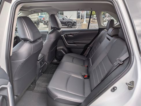 Certified 2024 Toyota RAV4 XLE Premium AWD/4WD image 20