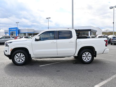 Used 2022 Nissan Frontier SV w/ Technology Package image 5