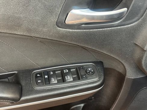 Used 2022 Dodge Charger R/T RWD image 21