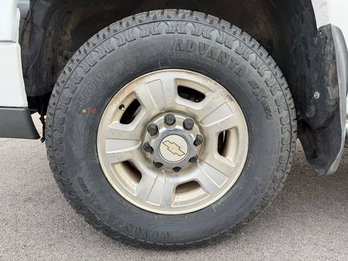 Used 2007 Chevrolet Silverado 2500 LT w/ Heavy-Duty Power Package image 46