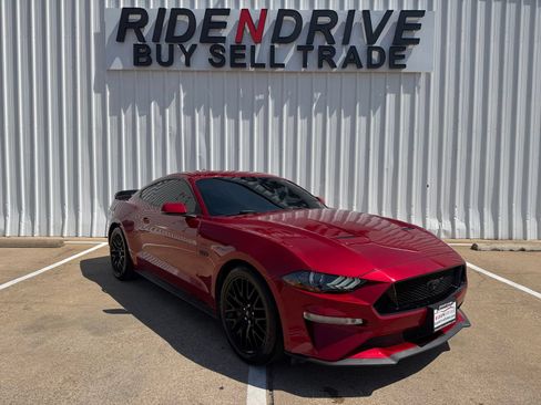 Used 2021 Ford Mustang GT Premium w/ Equipment Group 401A RWD image 9