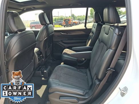 Used 2023 Jeep Grand Cherokee L Laredo AWD/4WD image 11