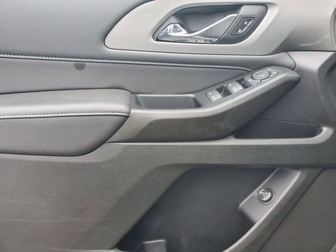 Certified 2023 Chevrolet Traverse LT w/ LPO, Floor Liner Package AWD/4WD image 17
