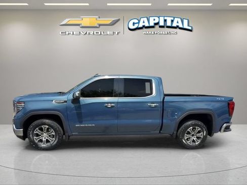 Used 2024 GMC Sierra 1500 SLT AWD/4WD image 2