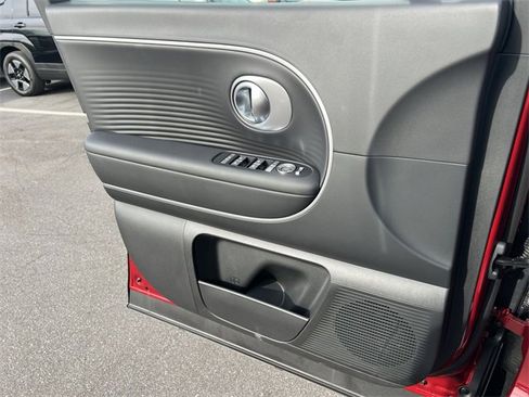 New 2026 Hyundai Ioniq 9 SEL image 25