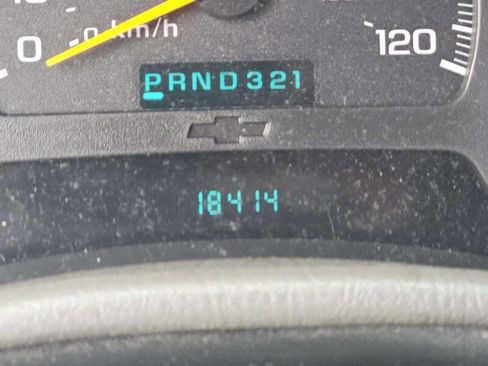 Used 2003 Chevrolet TrailBlazer LS w/ Preferred Equipment Group AWD/4WD image 9