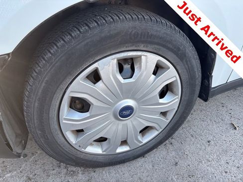 Used 2021 Ford Transit Connect XL image 8