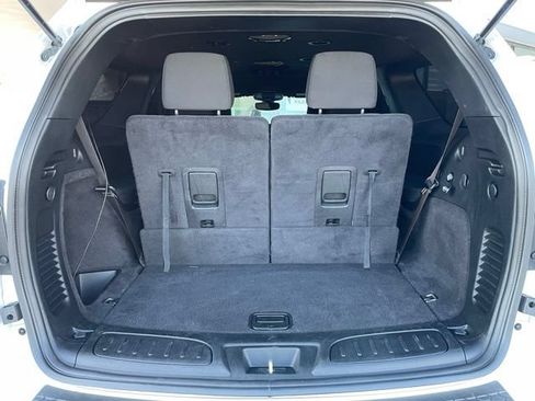 Used 2023 Dodge Durango SXT w/ SXT Blacktop Group AWD/4WD image 29