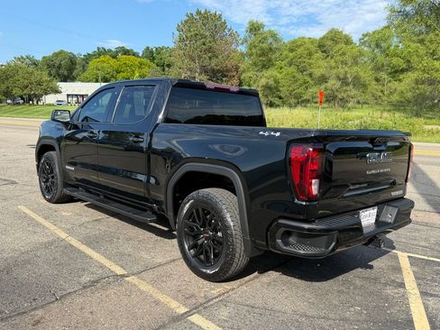 Certified 2023 GMC Sierra 1500 Elevation w/ LPO, Elevation Black Package AWD/4WD image 3
