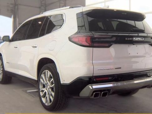 Used 2025 GMC Acadia Denali w/ Super Cruise Package AWD/4WD image 2