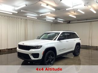 Used 2023 Jeep Grand Cherokee Altitude AWD/4WD video 1