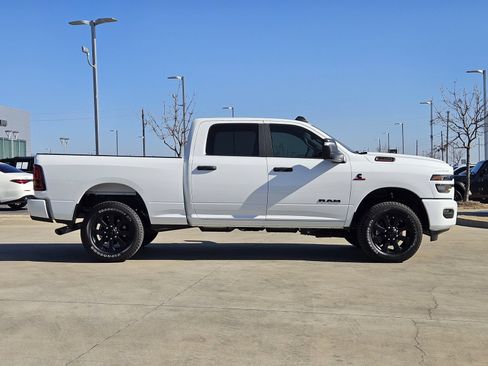 New 2026 RAM 3500 Big Horn AWD/4WD image 8