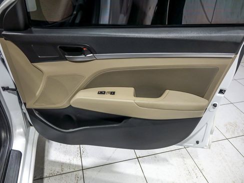 Used 2020 Hyundai Elantra Value Edition w/ Cargo Package (C1) image 29