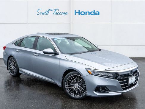 Certified 2021 Honda Accord Touring image 2