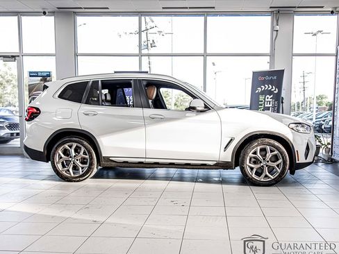 Used 2022 BMW X3 xDrive30i w/ Convenience Package w/ZPA AWD/4WD image 9