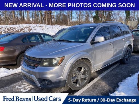 Used 2018 Dodge Journey Crossroad w/ Nav & Sun Group image 3