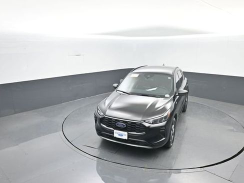 Used 2023 Ford Escape ST-Line AWD/4WD image 19