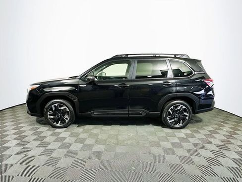 Used 2025 Subaru Forester Limited image 5