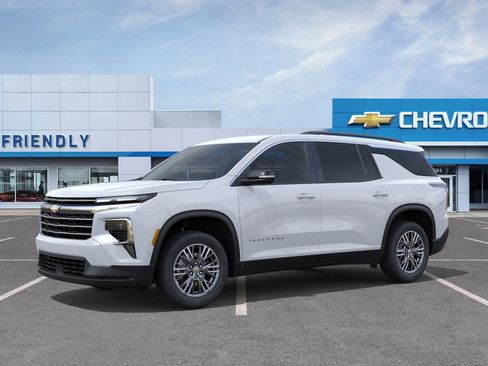 New 2026 Chevrolet Traverse LT w/ Enhanced Driving Package image 12