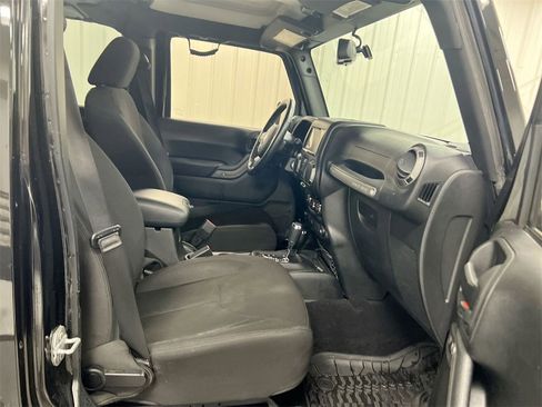 Used 2017 Jeep Wrangler Unlimited Sport w/ Quick Order Package 24S image 19