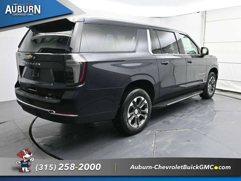 New 2026 Chevrolet Suburban LT w/ Comfort Package image 13