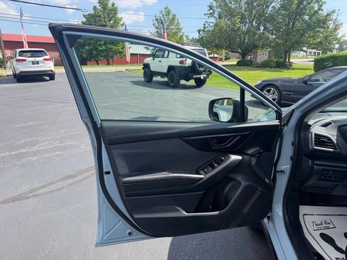 Used 2018 Subaru Crosstrek 2.0i Premium w/ Eyesight System AWD/4WD image 9