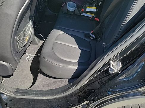 Used 2022 BMW X2 sDrive28i w/ Convenience Package image 11