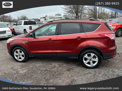 Used 2014 Ford Escape SE w/ Equipment Group 201A image 4