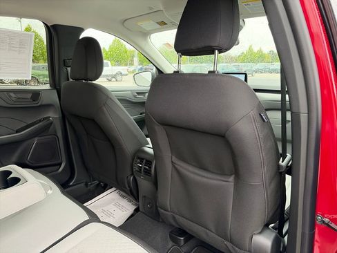 Used 2026 Ford Escape Active w/ Cold Weather Package AWD/4WD image 29