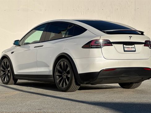 Used 2023 Tesla Model X image 6