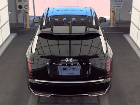 Used 2026 Hyundai Palisade Calligraphy AWD/4WD image 6
