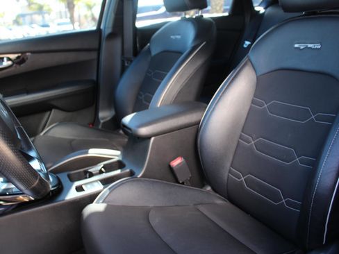 Used 2023 Kia Forte GT-Line w/ GT-Line Premium Package image 16