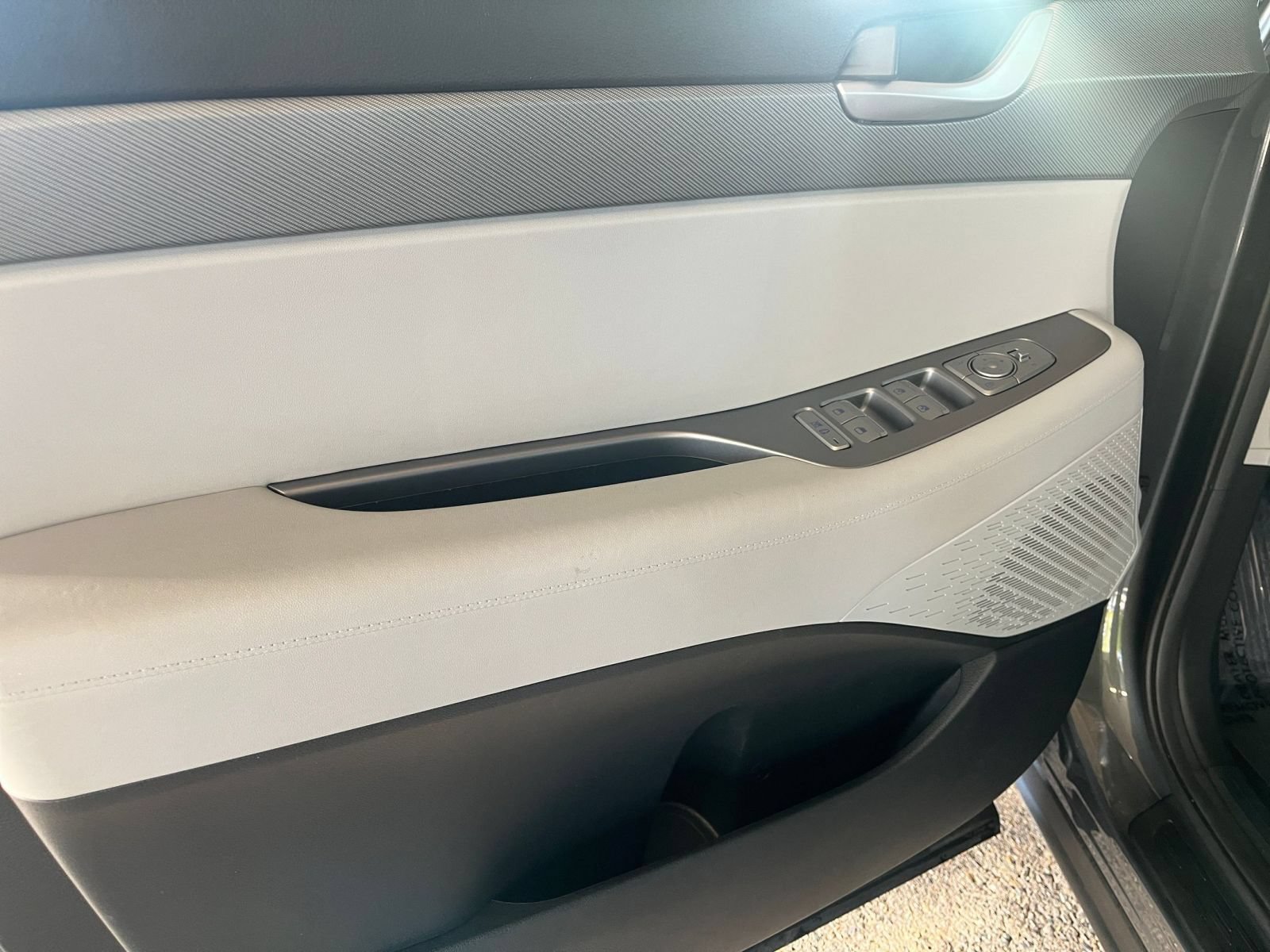 Used 2025 Hyundai Palisade SEL FWD image 18