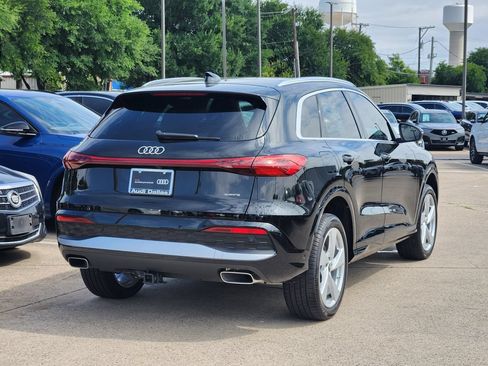 Certified 2025 Audi Q5 Premium Plus w/ Premium Plus AWD/4WD image 8
