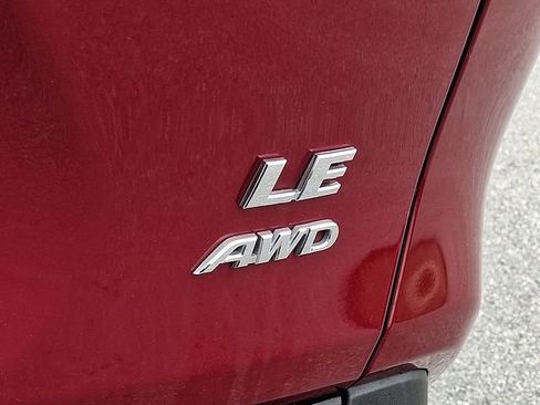 Used 2019 Toyota RAV4 LE w/ All Weather Liner Package AWD/4WD image 30