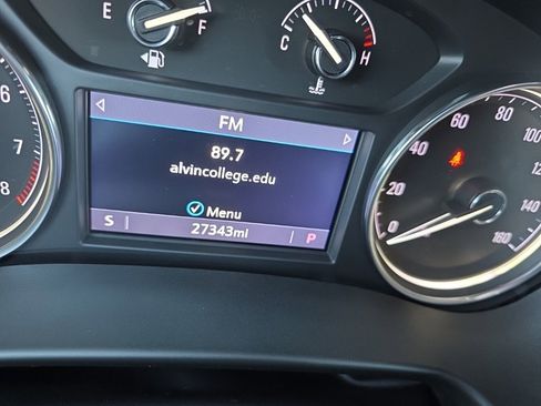 Used 2023 Buick Enclave Essence w/ Sport Touring Edition image 21