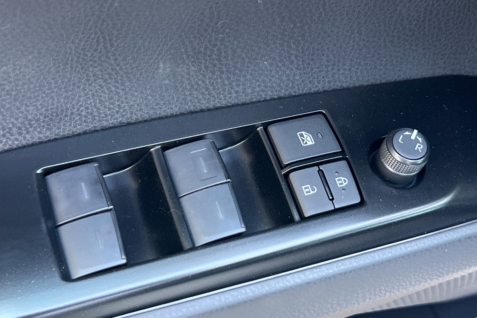 New 2026 Toyota Camry SE FWD image 13