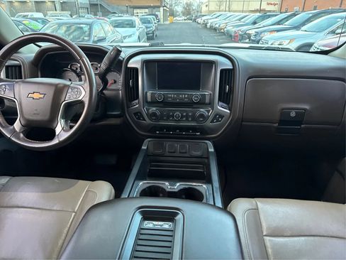 Used 2018 Chevrolet Silverado 1500 LTZ Z71 image 15