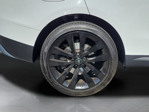 Used 2024 Land Rover Range Rover Sport SE AWD/4WD image 30